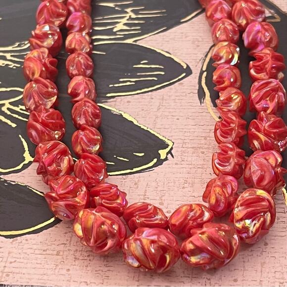 Vintage West Germany Lucite Pink Roses and Aurora Borealis Bead Necklace B3 - Picture 2 of 10